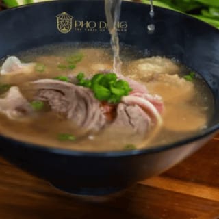 Phở Chín - Nạm - Gầu - Gân - Vè