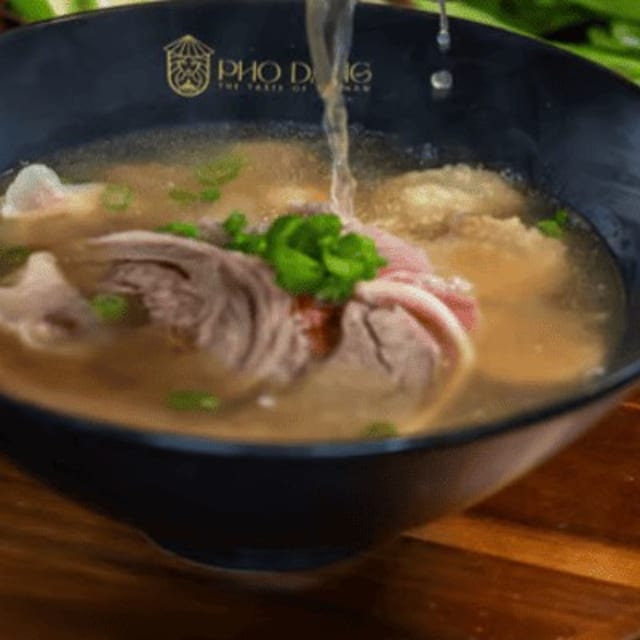 Phở Chín - Nạm - Gầu - Gân - Vè.